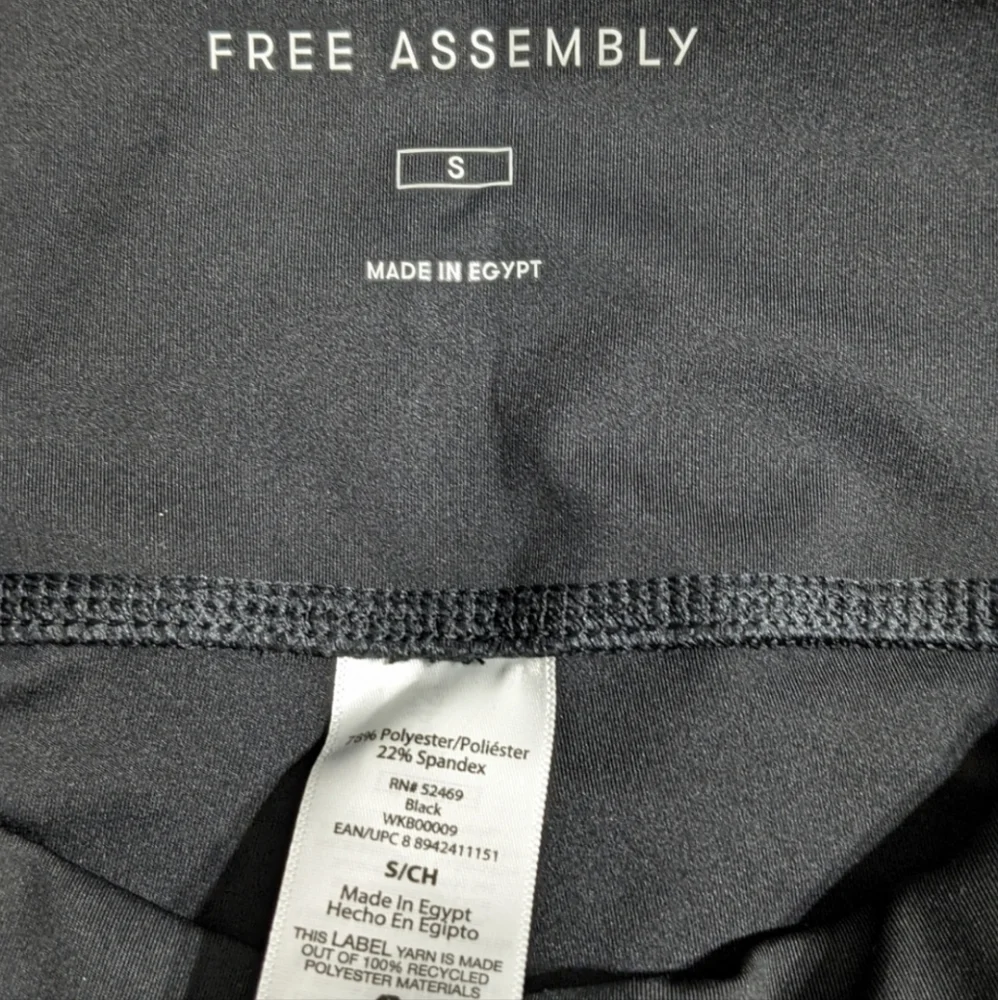 Free Assembly Women's Black Super Soft 7/8 Leggings, Size Small, New With Tag - Picture 9 of 10